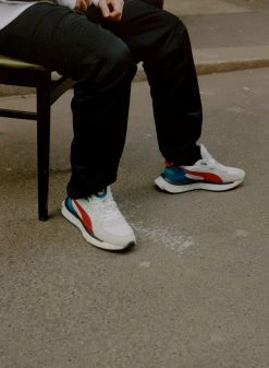 Puma Wild Rider Layers (Puma White-Urban Red) SNEAKERS