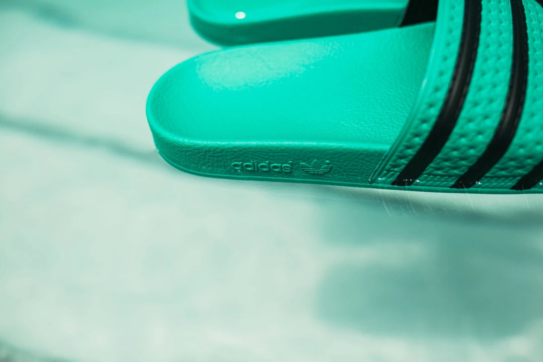 Adidas Adilette (Hi Ress Green/ Core Black) SNEAKERS 4 Adidas Adilette (Hi Ress Green/ Core Black) SNEAKERS