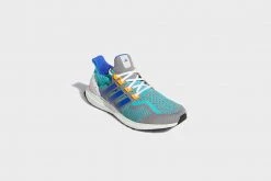 Adidas UltraBoost 5.0 DNA (Grey Three/Sonic Ink/Solar Gold) SNEAKERS