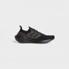 Adidas Ultraboost 21 (Core Black/Core Black/Core Black) SNEAKERS