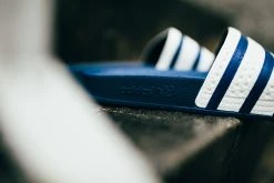 Adidas Adilette (Adidas Blue/White) SNEAKERS