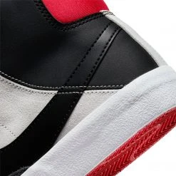 Nike Blazer Mid '77 SE D GS (Summit White/Black) 14 Nike Blazer Mid '77 SE D GS (Summit White/Black)