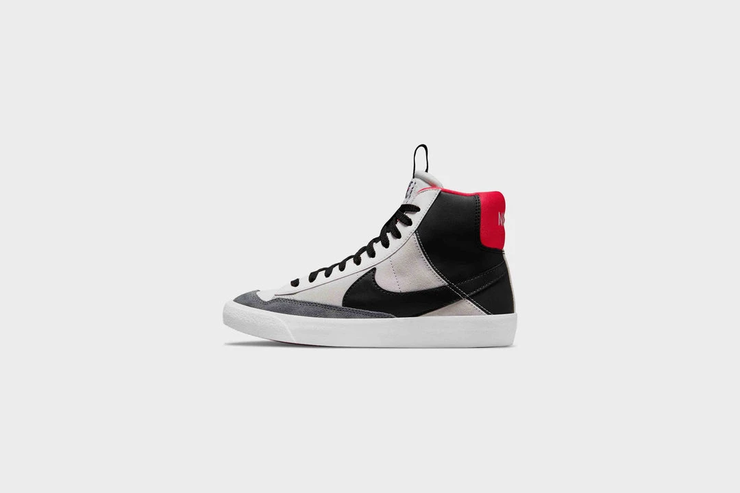Nike Blazer Mid '77 SE D GS (Summit White/Black) 1 Nike Blazer Mid '77 SE D GS (Summit White/Black)