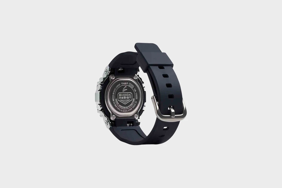Casio G-Shock GMS5600-1 (Black/Chrome) ACCESSORIES 2 Casio G-Shock GMS5600-1 (Black/Chrome) ACCESSORIES