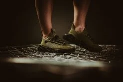 SNEAKERS Clear Weather Interceptor (Space Spider)