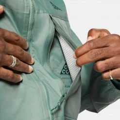 Nike SB Nike ACG Windbreaker (Seagreen)