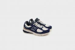 New Balance M2002RG (Light Cream Purple)