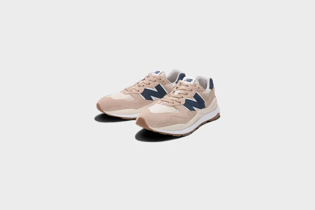 New Balance M5740CBB (Khaki Navy Blue) 2 New Balance M5740CBB (Khaki Navy Blue)
