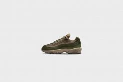 Nike Air Max 95 SE (Medium Olive/Black-Rough Green)
