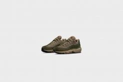 Nike Air Max 95 SE (Medium Olive/Black-Rough Green)