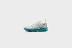 Nike Air VaporMax Plus (White/Siren Red-Mint Foam) New Arrivals