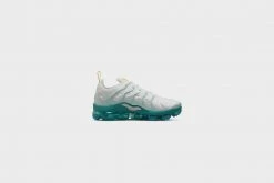 Nike Air VaporMax Plus (White/Siren Red-Mint Foam) New Arrivals 13 Nike Air VaporMax Plus (White/Siren Red-Mint Foam) New Arrivals