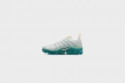 Nike Air VaporMax Plus (White/Siren Red-Mint Foam) New Arrivals 15 Nike Air VaporMax Plus (White/Siren Red-Mint Foam) New Arrivals