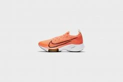 SNEAKERS Nike Air Zoom Tempo Next% FK (Bright Mango/Black)