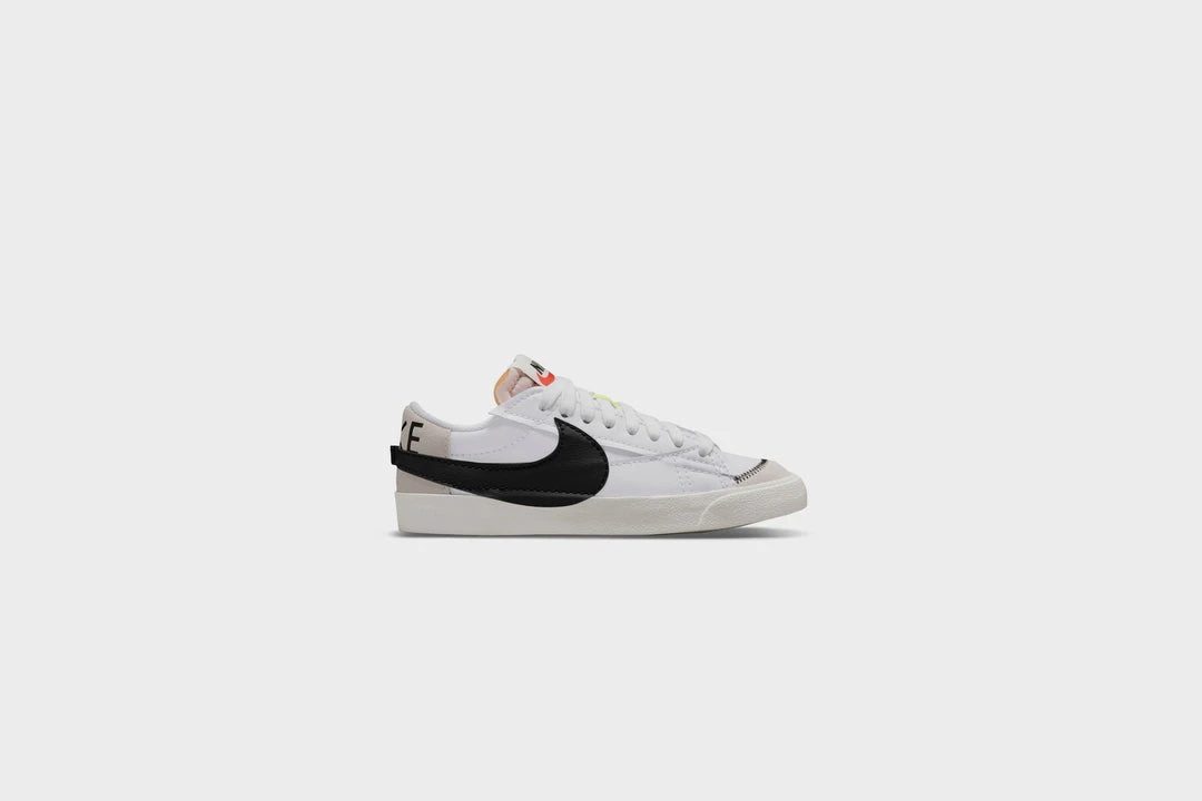 Nike Blazer Low ‘77 Jumbo (White/Black-White-Sail) 4 Nike Blazer Low ‘77 Jumbo (White/Black-White-Sail)