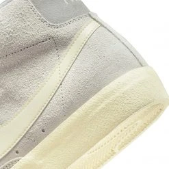 Nike Blazer Mid ‘77 PRM (Light Bone/Coconut Milk)