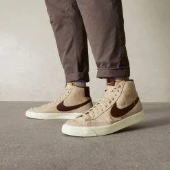 New Arrivals Nike Blazer Mid ‘77 PRM (Rattan/LT Chocolate)