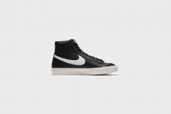 Nike Blazer Mid ‘77 VNTG (Black/White-Sail)