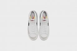 Nike Blazer Mid ‘77 VNTG (White/Black)