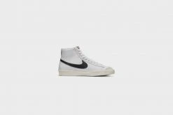 Nike Blazer Mid ‘77 VNTG (White/Chlorophyll-Black-Sail)