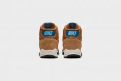 Nike Hoodland (Lt British Tan/Team Orange) SNEAKERS 11 Nike Hoodland (Lt British Tan/Team Orange) SNEAKERS