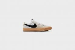 Nike SB Zoom Blazer Low Pro GT (White/Black-White-White) New Arrivals