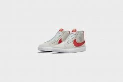Nike SB Zoom Blazer Mid (Summit White/Lobster)