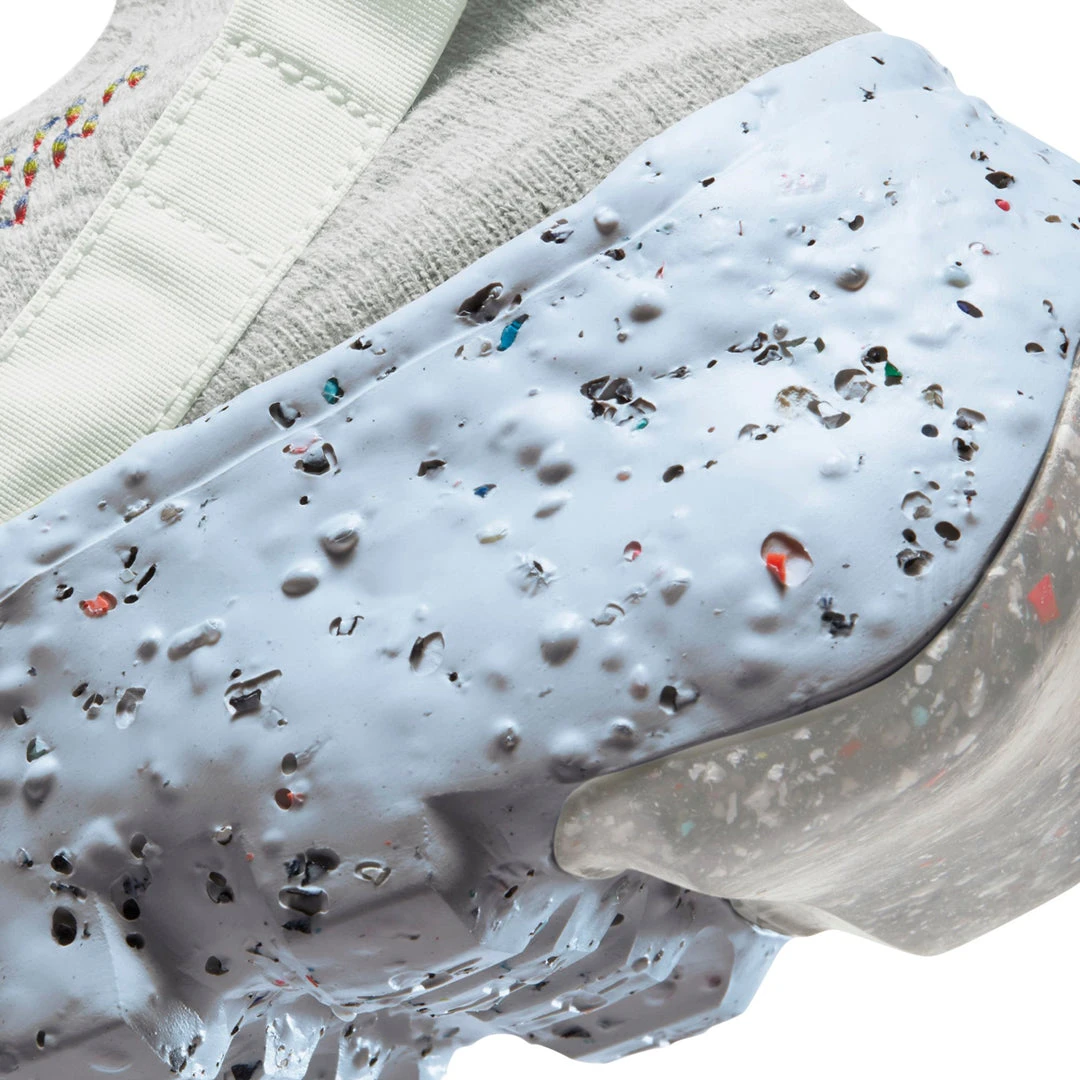 Nike Space Hippie 04 (Summit White/Multi-Color) 6 Nike Space Hippie 04 (Summit White/Multi-Color)