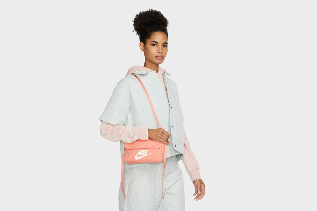 Nike Sportswear Futura 365 Women’s Crossbody Bag (Light Madder Root/Light Madder Root/Sail) New Arrivals 3 Nike Sportswear Futura 365 Women’s Crossbody Bag (Light Madder Root/Light Madder Root/Sail) New Arrivals