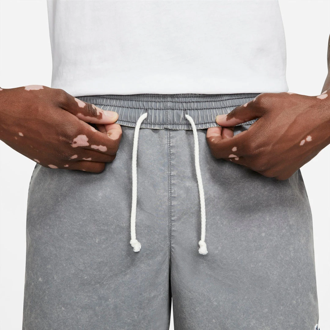 Nike Sportswear Heritage Essentials Shorts (Grey)