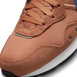 Nike Venture Runner (Mineral Clay/Mystic Navy) New Arrivals