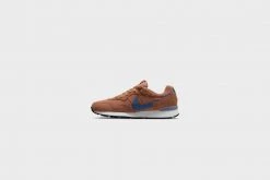 Nike Venture Runner (Mineral Clay/Mystic Navy) New Arrivals