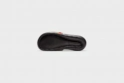 WMNS Nike Victori One Slide Print (White/Black-Siren Red) New Arrivals 10 WMNS Nike Victori One Slide Print (White/Black-Siren Red) New Arrivals