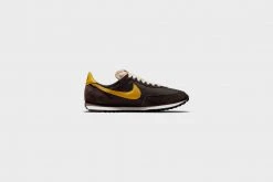 Nike Waffle Trainer 2 SP (Velvet Brown/Dark Sulfur)