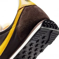 Nike Waffle Trainer 2 SP (Velvet Brown/Dark Sulfur) 14 Nike Waffle Trainer 2 SP (Velvet Brown/Dark Sulfur)