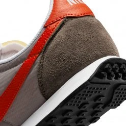 Nike Waffle Trainer 2 (Moon Fossil/Team Orange) New Arrivals