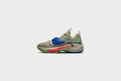 New Arrivals Nike Zoom Freak 3 (Light Stone/Green Strike)