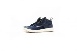 Vans Check UltraRange Hi MTE (Dress Blues/Black) SNEAKERS