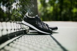 Vans Suiting Runner (Black/White) 9 Vans Suiting Runner (Black/White)