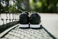 Vans Suiting Runner (Black/White) 13 Vans Suiting Runner (Black/White)