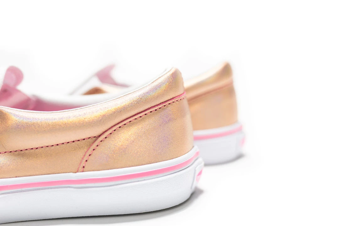 SNEAKERS Vans Unicorn Rainbow Classic Slip-On (Pink Lemonade/True White)