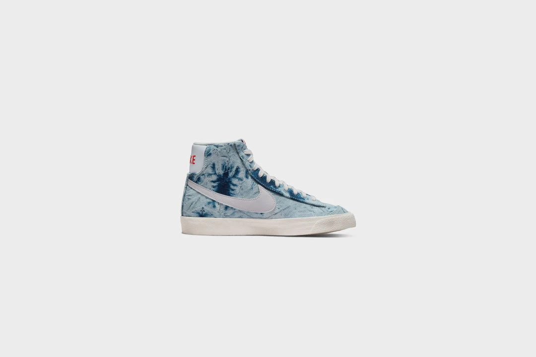 Nike New Arrivals WMNS Blazer Mid ‘77 (Multi-Color/White-Sail)