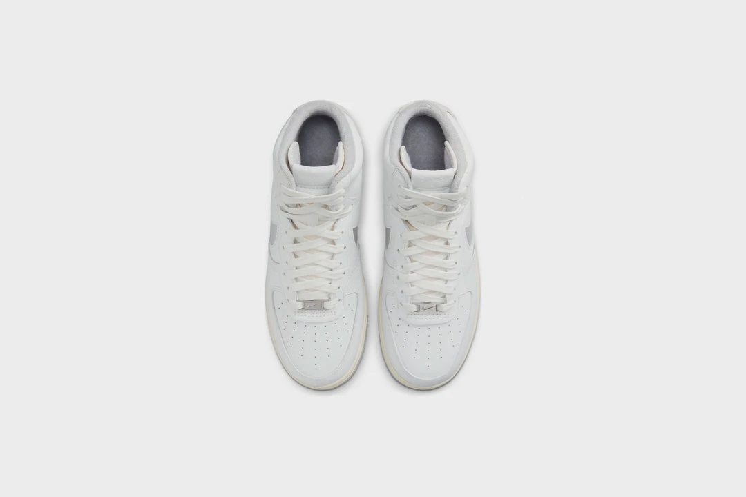 New Arrivals WMNS Nike AF1 Sculpt (Summit White/Silver) 6 New Arrivals WMNS Nike AF1 Sculpt (Summit White/Silver)