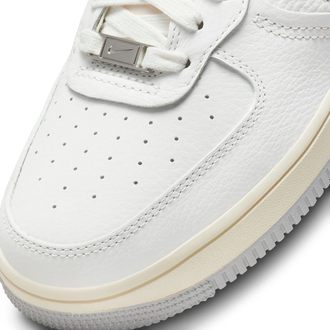 New Arrivals WMNS Nike AF1 Sculpt (Summit White/Silver) 9 New Arrivals WMNS Nike AF1 Sculpt (Summit White/Silver)