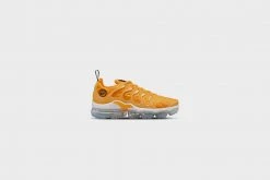 WMNS Nike Air Vapormax Plus (Pollen/Black-Yellow Strike)