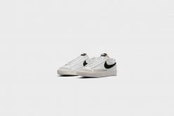 New Arrivals WMNS Nike Blazer Low ‘77 (White/Black-Sail-White)