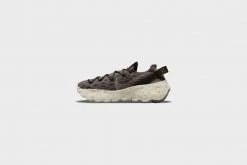 WMNS Nike Space Hippie 04 (Cargo Khaki/Pearl White) New Arrivals