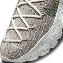 WMNS Nike Space Hippie 04 (Summit White/Mean Green) New Arrivals