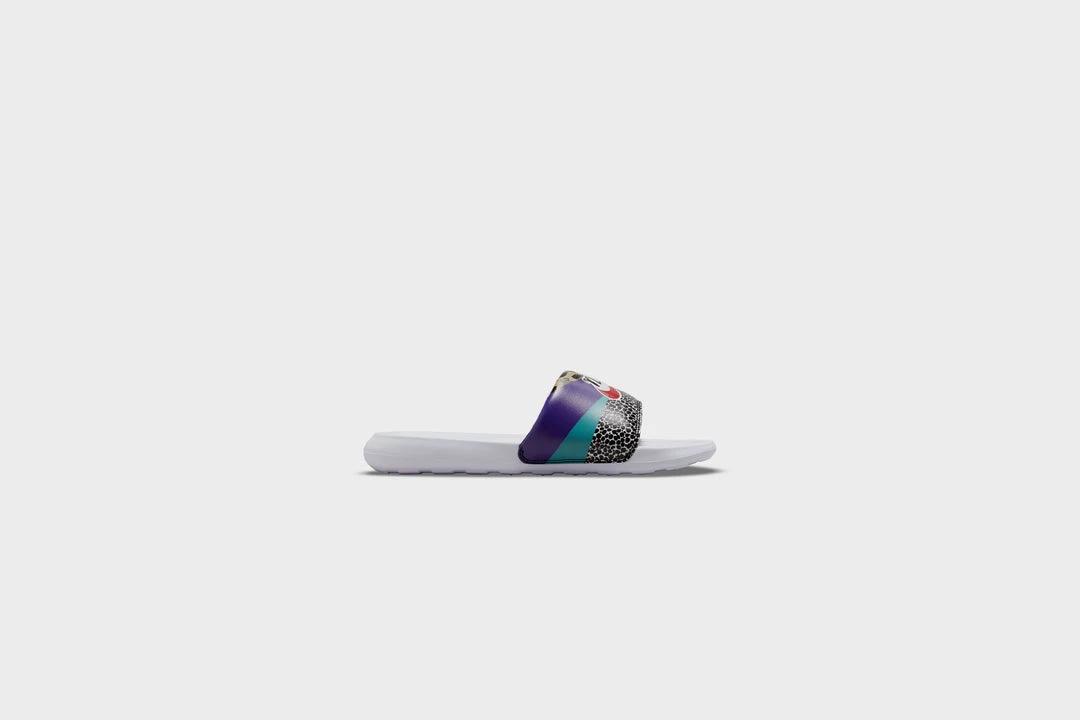 WMNS Nike Victori One Slide Print (White/Habanero Red-Black) New Arrivals 2 WMNS Nike Victori One Slide Print (White/Habanero Red-Black) New Arrivals