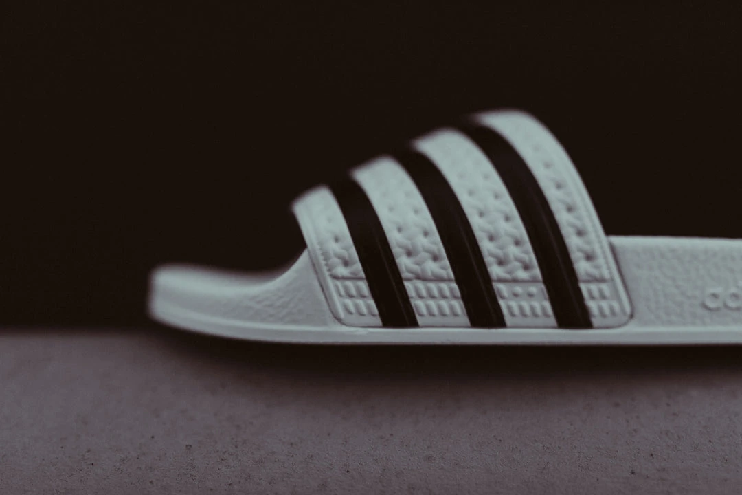 Adidas Adilette (White/Black/White) SNEAKERS 3 Adidas Adilette (White/Black/White) SNEAKERS